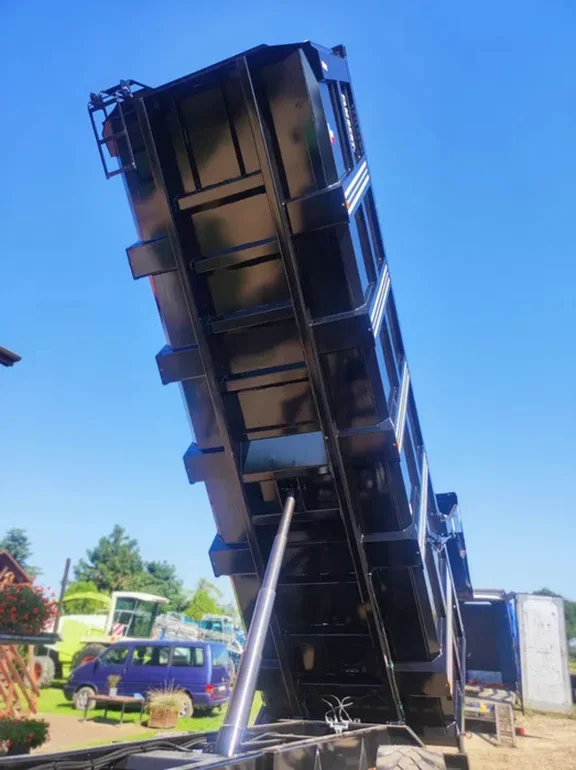 Przyczepa Rolnicza Wywrotka Skorupowa Tandem 18t