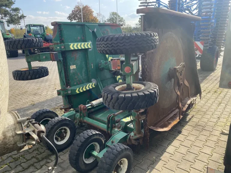 Kosiarka Mulcher muthing spearhead 4.50m McConnel