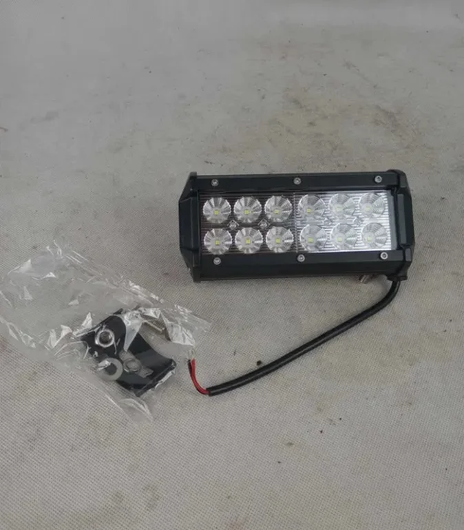 Lampa robocza 15 LED 45W prostokątna TT13244