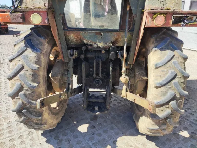 zetor 6011 rok 1982 wspomaganie obciazniki sprawny