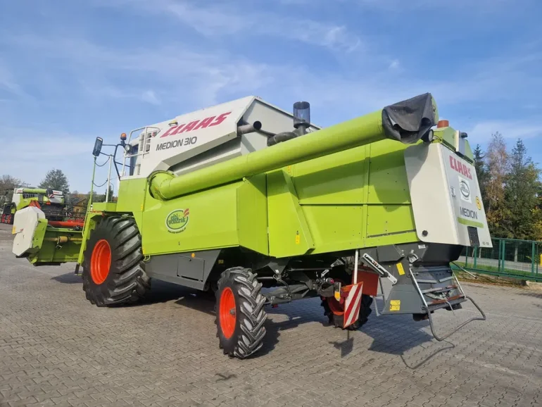 Kombajn zbożowy Claas Medion 310. 2008 C450