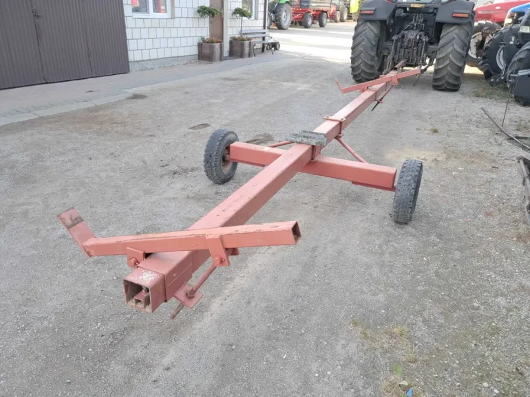 Wózek pod heder uniwersalny z regulacją john deere new holland claas
