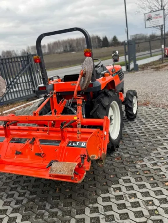 KUBOTA T-22 4X4 22KM Wspomaganie , Zarejestrowany