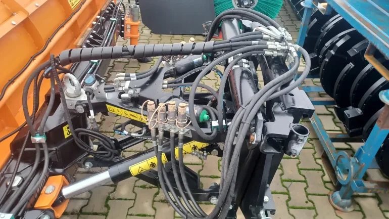 Pronar PUTS58 PŁUG TELESKOPOWY