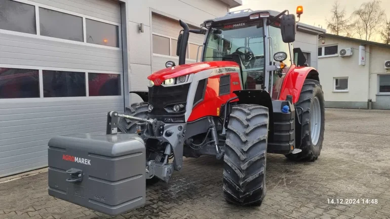 Ciągnik Massey Ferguson 7S.155 Dyna-6 EFFICIENT 172KM WYPRZEDAŻ 2024
