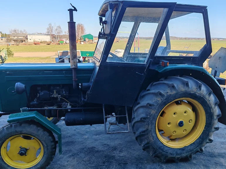 Sprzedam Ursus C4011