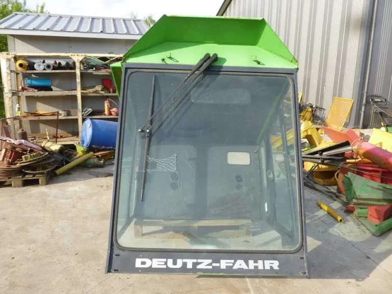 kabina do kombajnu deutz fahr claas john deere sampo volvo