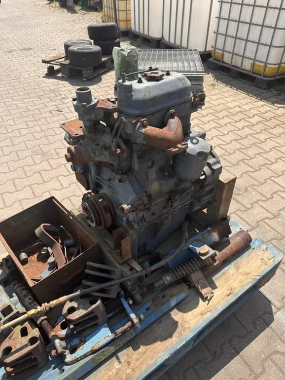 Silnik dwu cylindrowy rumunski UTB D-111.057