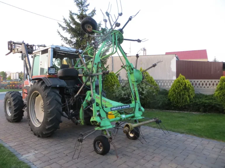 Przetrząsacz Przetrząsarka DEUTZ FAHR KH 2.76 Hydro-Super