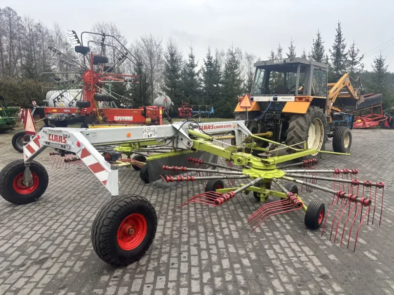 Zgrabiarka 2 karuzelowa Claas Liner 680 L zagrabiarka