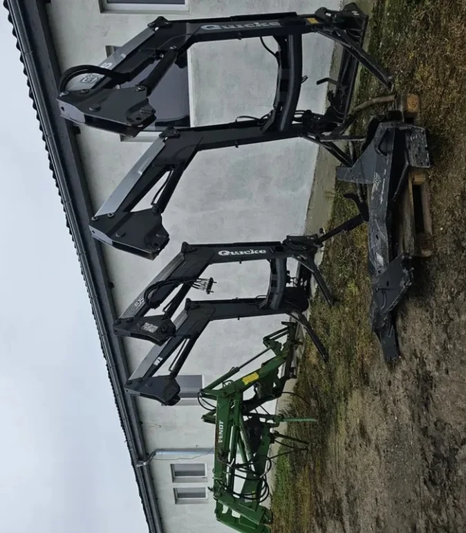 Ładowacz czolowy renault celtis