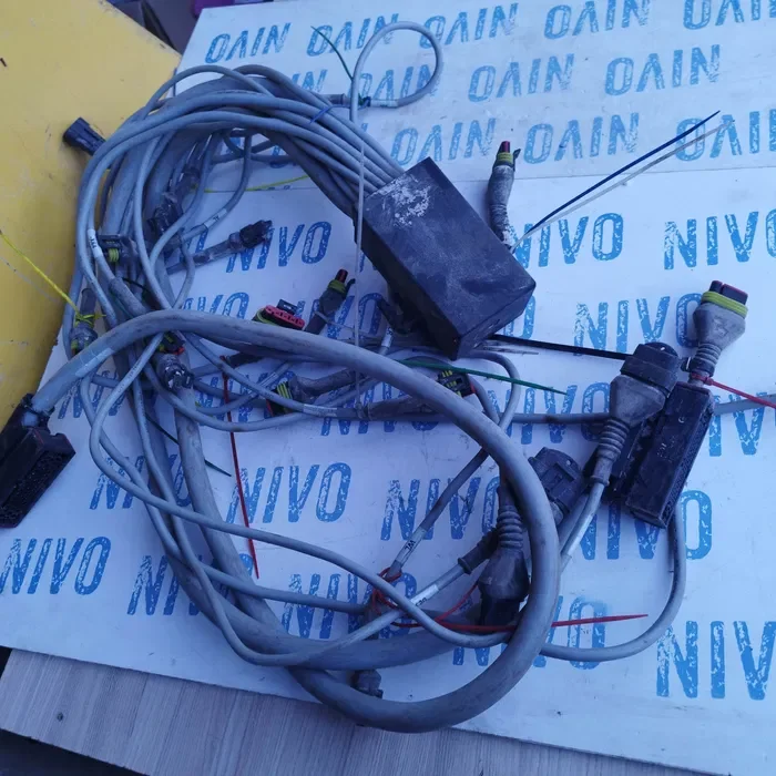 Wiazka elektryczna kuhn rauch axis 600.4578