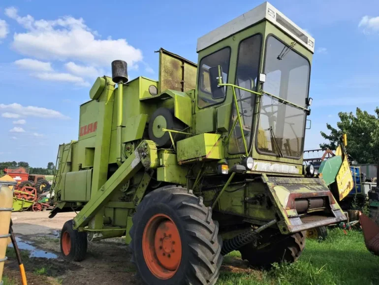 Kombajn Claas Dominator 85 kabina sieczkarnia heder 4,5m wózek stół