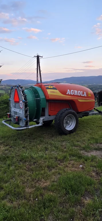 Opryskiwacz sadowniczy AGROLA 1000 l | 2018 | ARAG Bravo 180S | Jak nowy