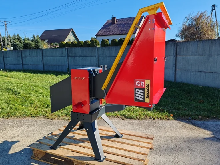 Rębak walcowy 85 mX - tnie gałęzie 8,5 cm - zrębka 6-12 cm rozdrabniacz