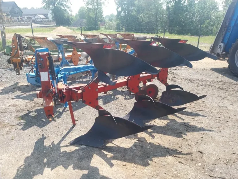Pług obrotowy huard 565 ,5 skibowy