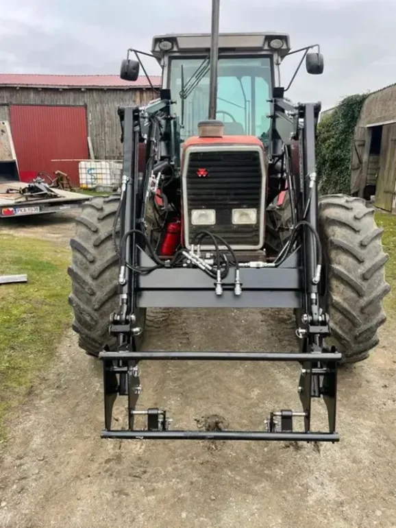 Firma ART-TUR Ładowacz Tur 5 1500kg Poziomowany Producent mf ursus