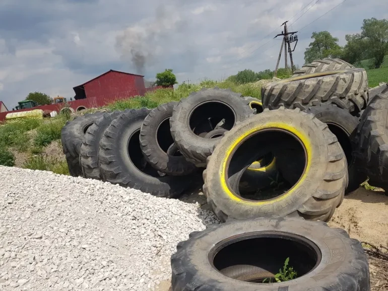 Opony rolnicze oddam opon 18.4 r 38 50 sztuk