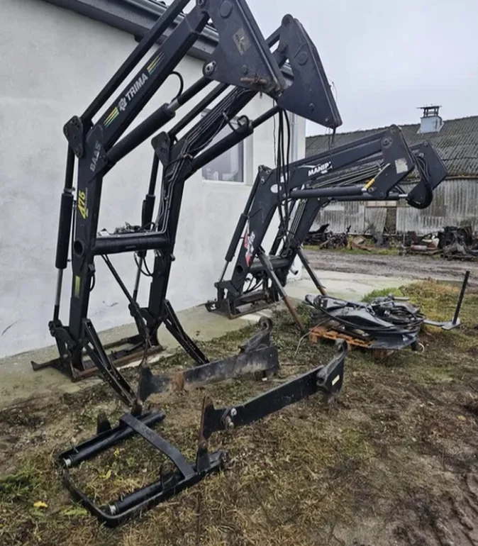 Ładowacz czolowy renault celtis