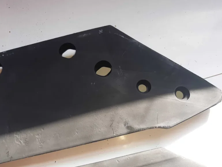 Lemiesz pługa Kuhn HUARD 16" (622136 / 622137) OPaLL-AGRI Promocja