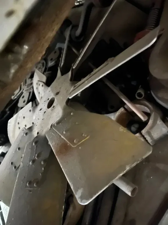 Wentylator chłodnicy Massey Ferguson 38, 40, 36, 34 cerea sisu valmet