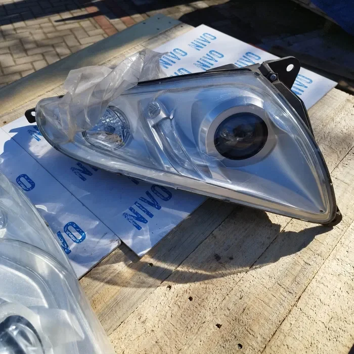 Reflektor przedni New Holland T5 T6 4749.5281 - 4749.5283 case Nowy
