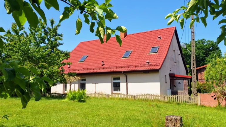 Stajnia , Obora , Stodoła , Dom - wieś Rzepczyno