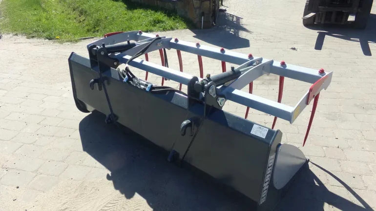 Chwytak łycha krokodyl osprzęt SONAROL do ładowaczy i ładowarek