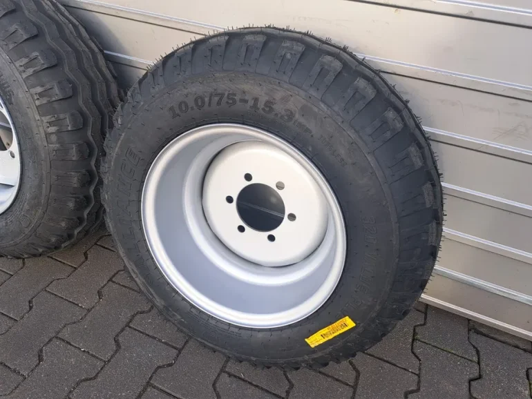 Komplet 2 szt koła balonowe URSUS C330 C360 14PR 10.0/75x15.3