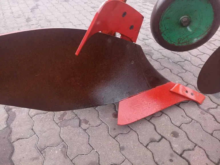 Plug 3 skibowy Kverneland Vario AB 85