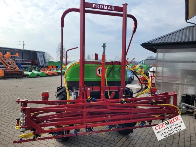 Opryskiwacz 1200l 15m na kołach t.600.97.18.18