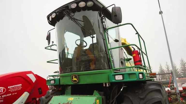 Sieczkarnia John Deere 7300