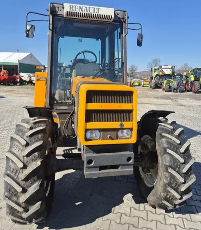 Ciągnik rolniczy Renault 75.14