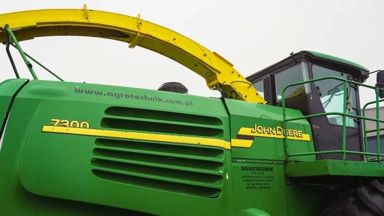 Sieczkarnia John Deere 7300