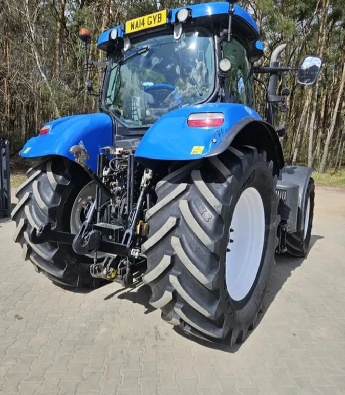 Piękny New Holland T7.210 Full Opcja Wom Pneumatyka 14Rok