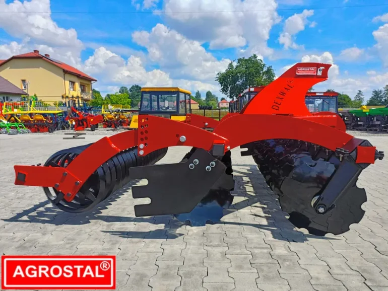 Brona talerzowa z wałem kompaktowa ciężka DEXWAL Mamut Żuk AGROSTAL