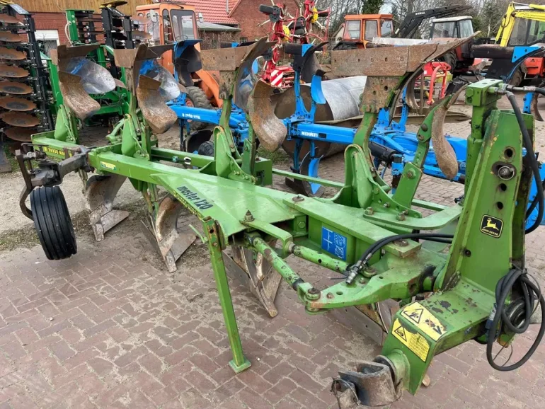 Pług obrotowy 4 3+1 skibowy Kuhn John Deere Master 120 * import DE*