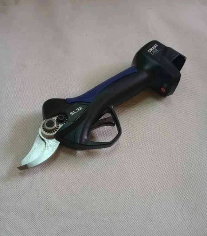 Sekator elektryczny SL32 Campagnola