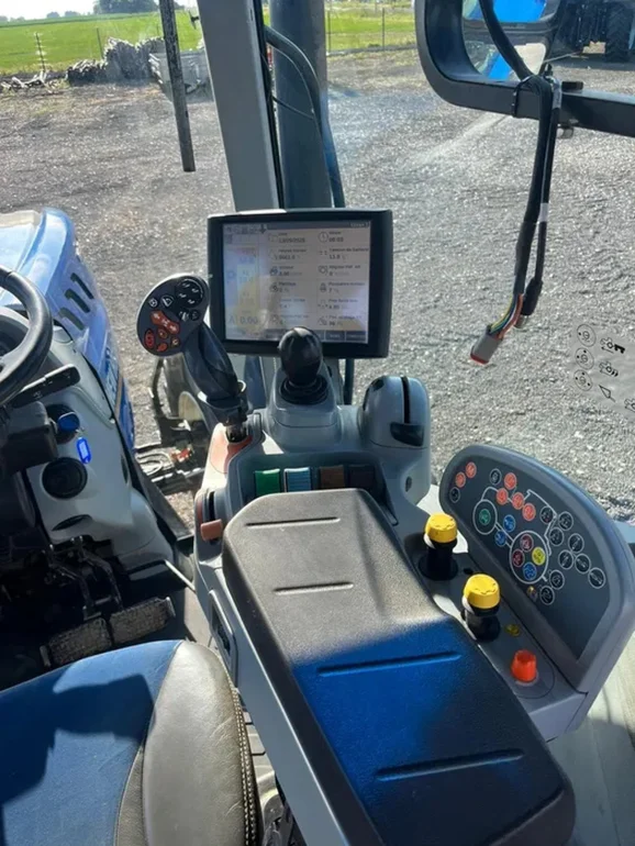 New Holland T7 245 rok 2018 Nawigacja RTK