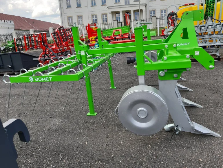 Głębosz MUSCA Głębokość robocza do 45 cm