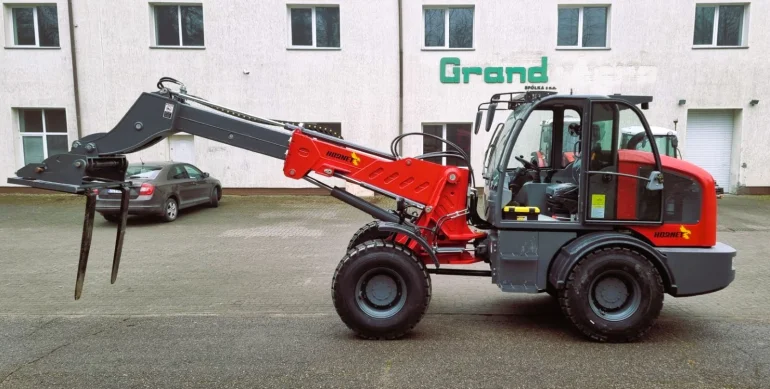 Ładowarka teleskopowa – przegubowa HORNET HMA 825T