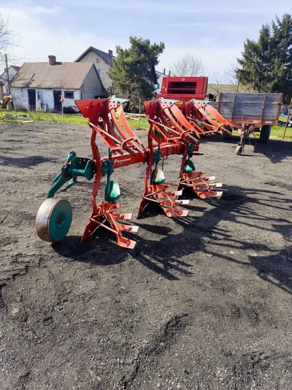 Pług 3 skibowy obrotowy kverneland vd100 ażurowy, stan Nówka, vario