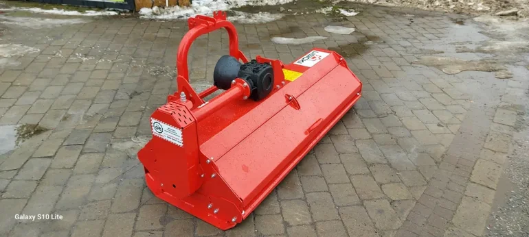 WOM GRATIS ! Kosiarka rozdrabniacz sadowniczy ! Mulczer Bijakowa