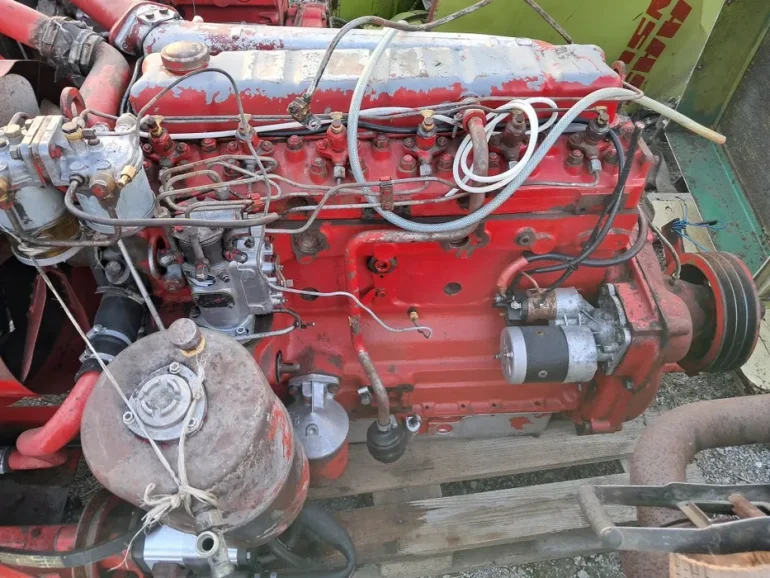 Silnik 6 cylindrowy Perkins 6.354 kompletny Massey ferguson 520
