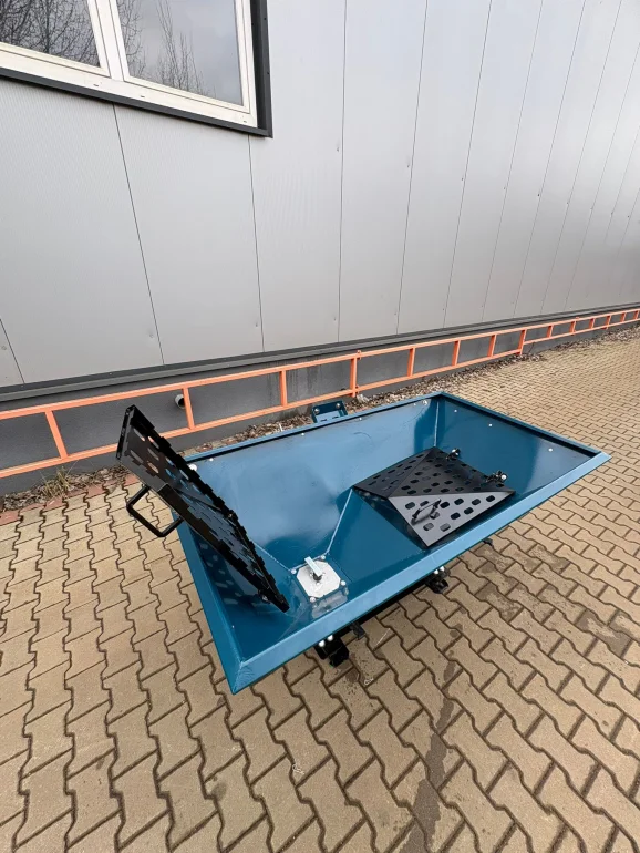 rozsiewacz dwutalerzowy Demarol*dostawa grube sito masywna konstrukcja