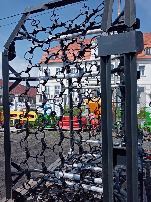 Lekka włóka łąkowa