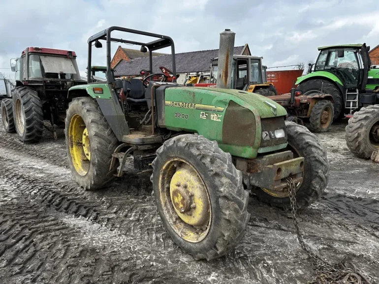 Czesci John deere 3100, 3200, 3300, 3400 Renault Ceres