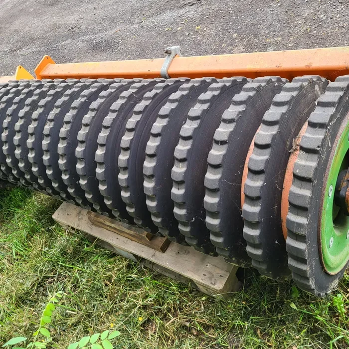 Wał AMAZONE KWM pierścieniowy MATRIX 4.0 fi660