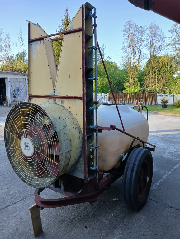 Sprzedam maszyny rolnicze, sadownicze