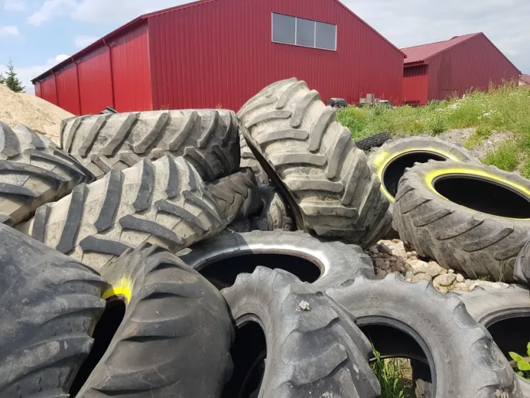 Opony rolnicze oddam opon 18.4 r 38 50 sztuk